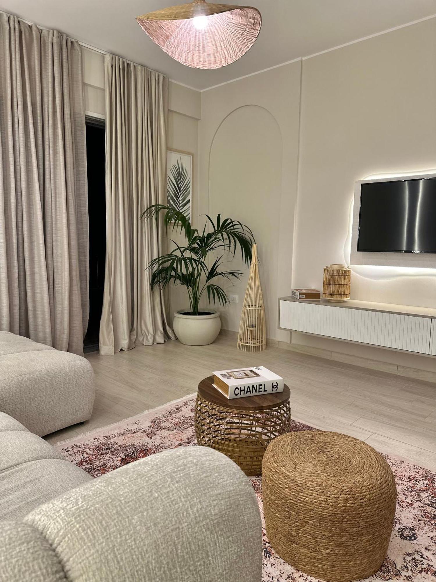 Duplex Lungomare Suites Vlore Bagian luar foto